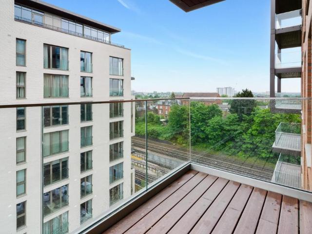 House for rent in West Hampstead, Greater London