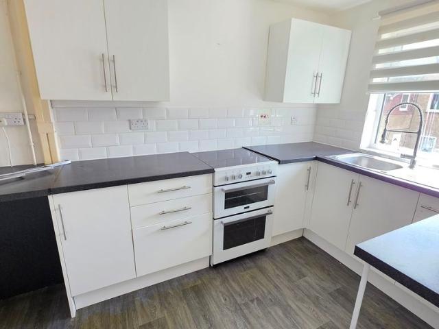 House for rent in Ortongate Centre, Peterborough