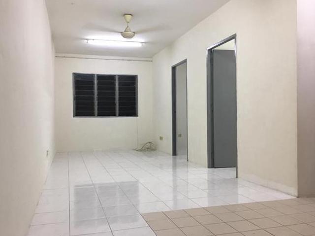 Apartment for sale in Petaling, Damansara Damai