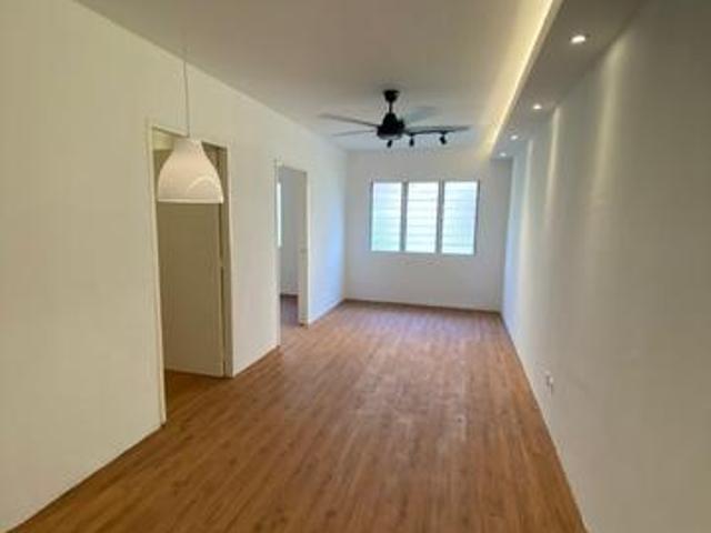 Apartment for sale in Petaling, Damansara Damai