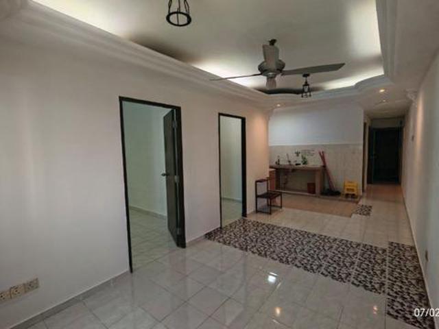 Apartment for sale in Petaling, Damansara Damai