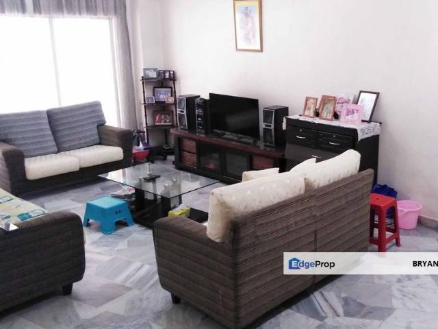 House for sale in Petaling, Subang Jaya