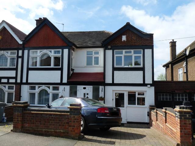 Apartment for rent in Charlesworth, East Midlands