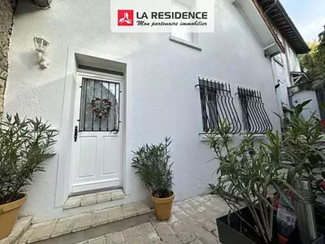 Maison vente à Saint-Germain-en-Laye, L'etang-la-ville