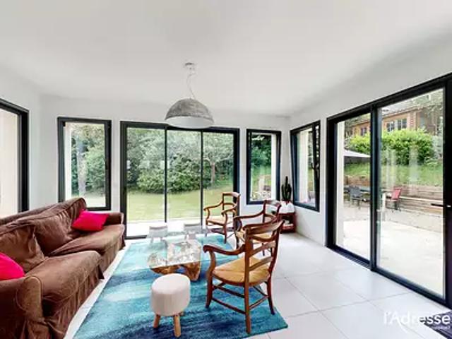 Maison location à Saint-Germain-en-Laye, L'etang-la-ville