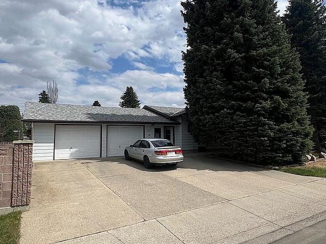 House for sale in Lethbridge, Alberta