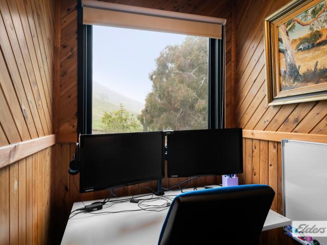 Cottage for sale in Bellbridge, Victoria