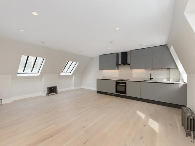 Apartment for rent in Soho, Greater London