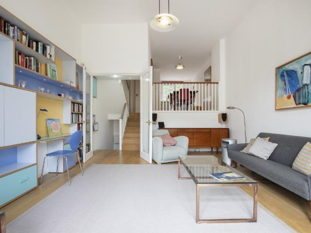 Apartment for rent in Highbury, Greater London