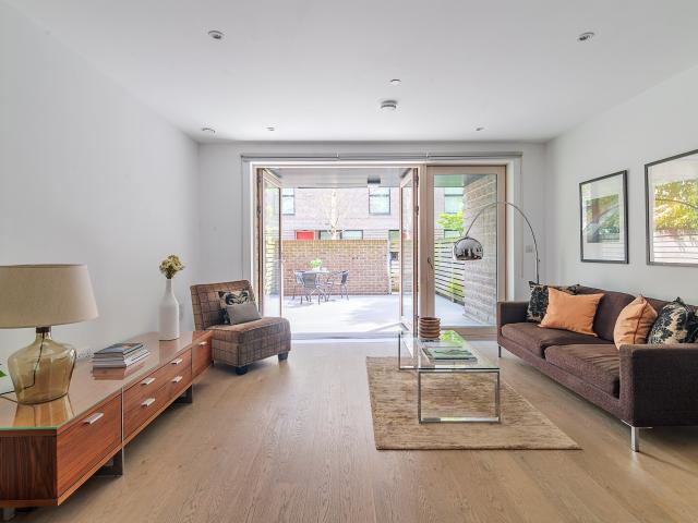 House for rent in London Borough of Southwark, Greater London