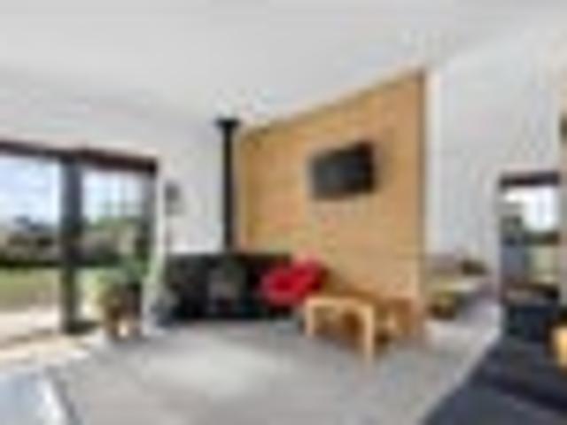 House for sale in Otakou