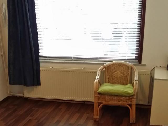 Kamer te huur in Spoorwijk, Laak