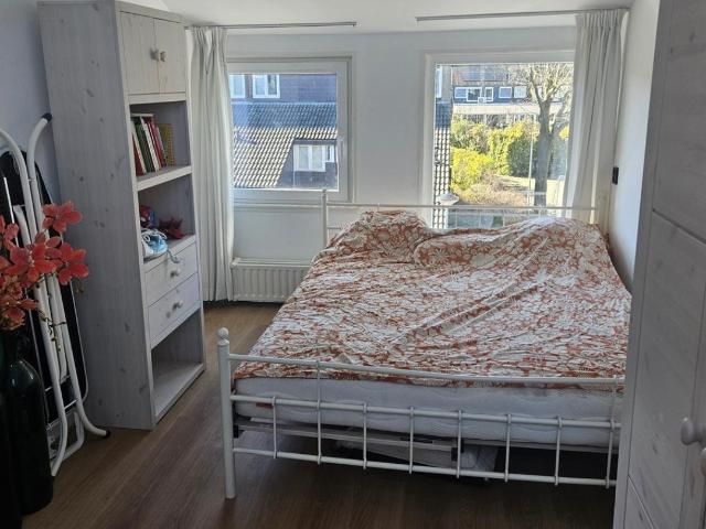 Kamer te huur in Walburg, Zwijndrecht