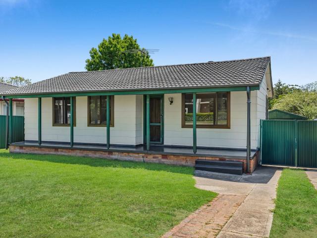 House for rent in Leumeah, Sydney