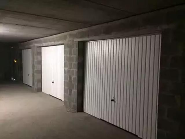 Garage vente à Nanterre, Levallois-perret