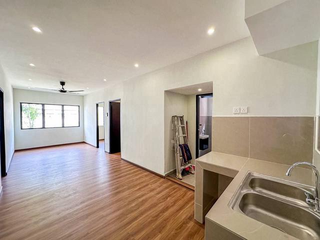 Flat for sale in Bandar Saujana Putra, Kuala Langat