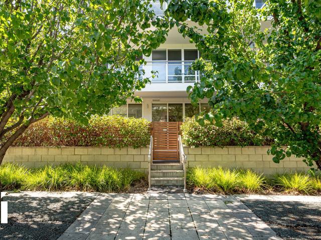 Apartment for rent in Woden, Australian Capital Territory