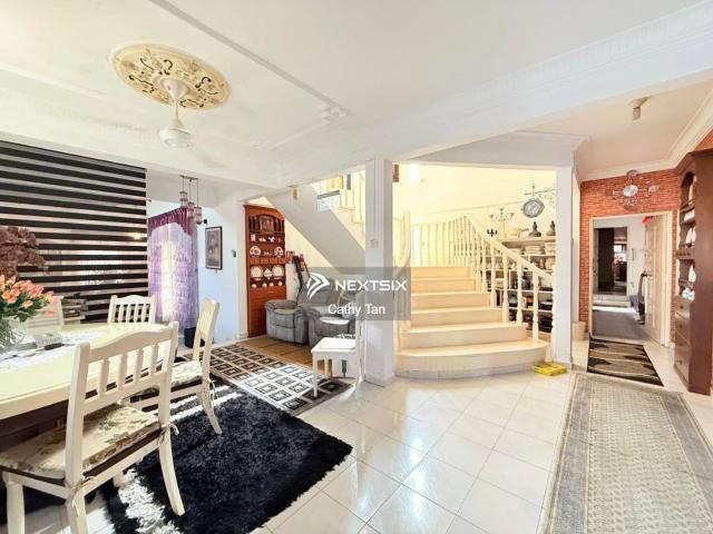 Residential House for sale in Petaling, Damansara Damai