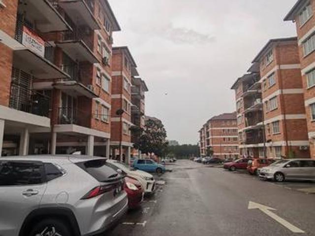 Apartment for sale in Petaling, Alam Impian
