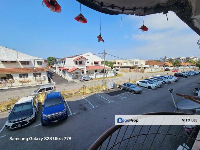 Condominium for sale in Malaka