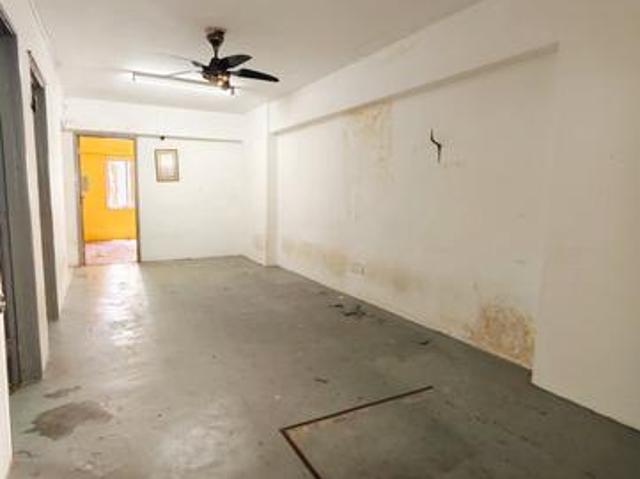 Flat for sale in Petaling, Damansara Damai