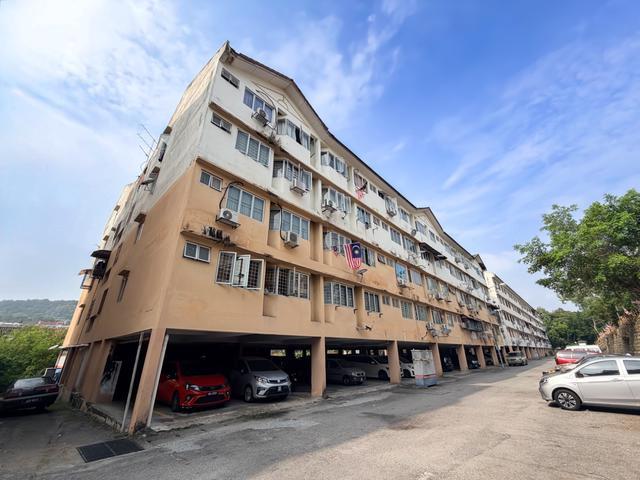 Flat for sale in Kajang, Langat