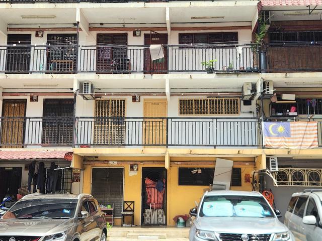 Flat for sale in Country Heights Damansara, Kuala Lumpur