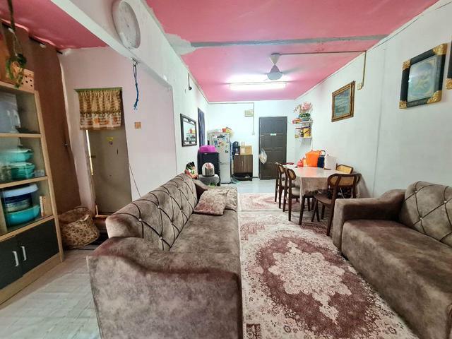 Flat for sale in Kajang, Langat