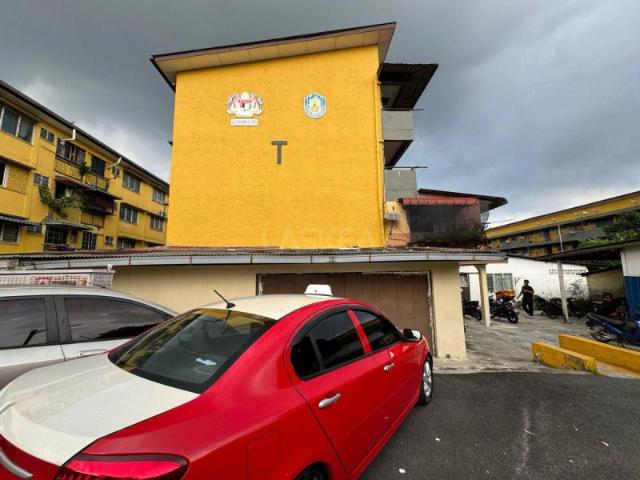 Apartment for rent in Country Heights Damansara, Kuala Lumpur