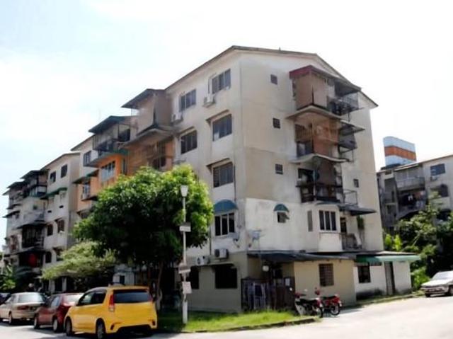 Flat for sale in Petaling, Alam Impian