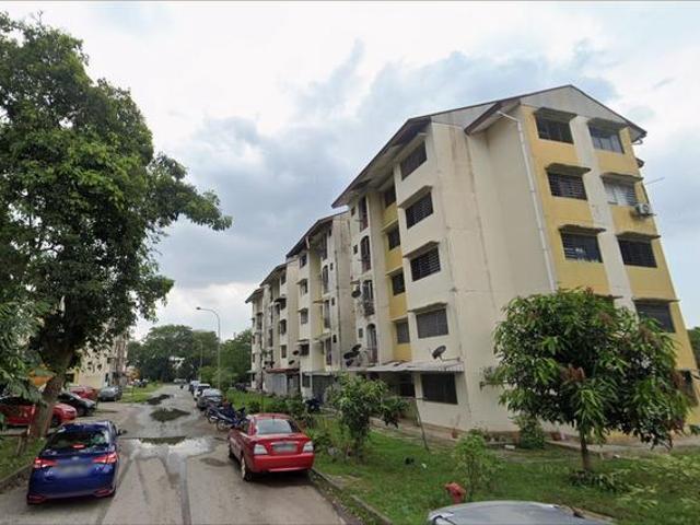 Flat for sale in Petaling, Alam Impian