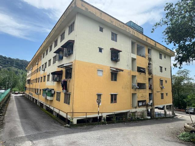 Apartment for sale in Kajang, Langat