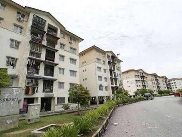 Flat for sale in Petaling, Damansara Damai