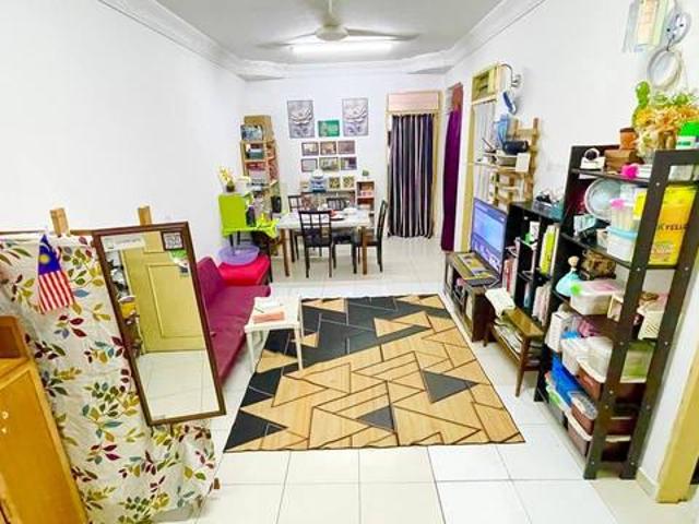 Apartment for sale in Petaling Jaya, Petaling