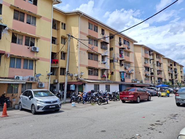 Flat for sale in Country Heights Damansara, Kuala Lumpur