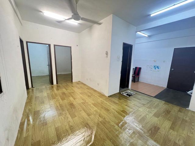Apartment for sale in Port Klang, Selangor