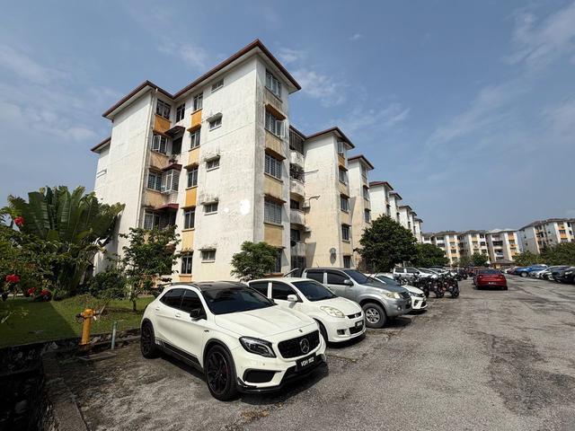Apartment for sale in Langat, Selangor
