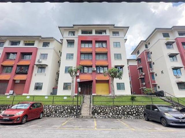 Apartment for sale in Petaling, Damansara Damai