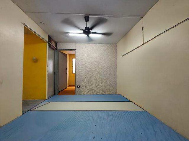 Flat for sale in Kuala Lumpur, Country Heights Damansara