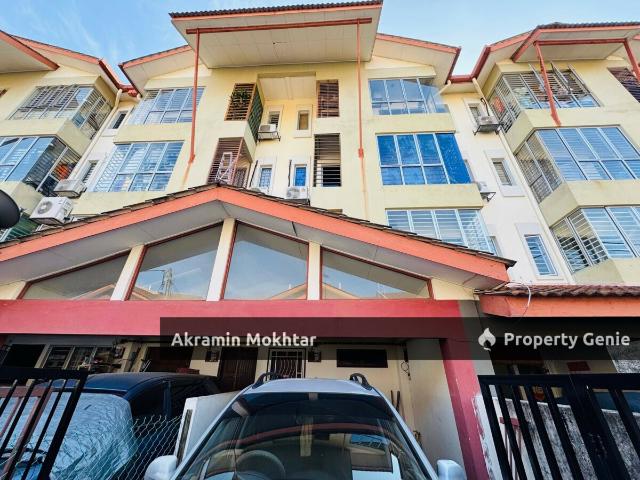 Townhouse for sale in Selayang, Selangor
