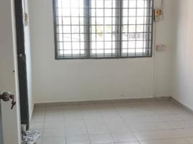 Apartment for sale in Malaka