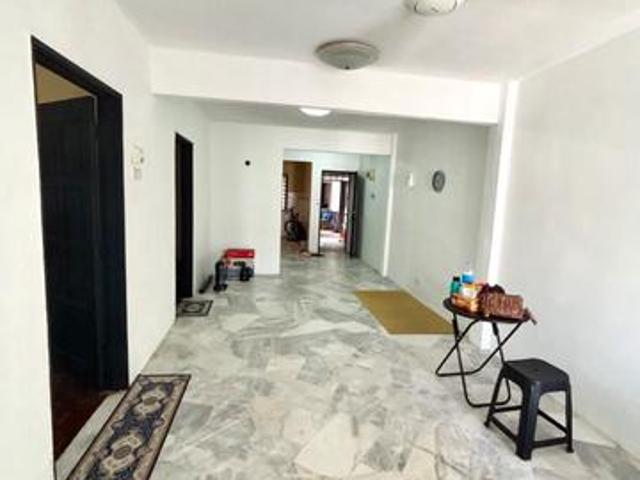 Apartment for sale in Langat, Selangor