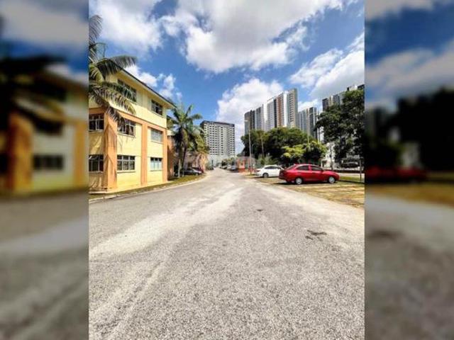 Apartment for sale in Tanjong Sepat, Selangor