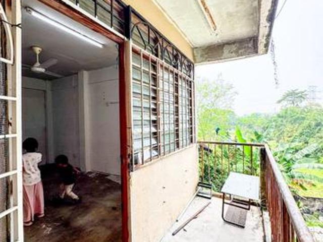 Flat for sale in Puchong, Majlis Bandaraya Subang Jaya