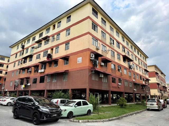 Flat for sale in Kulai, Johor