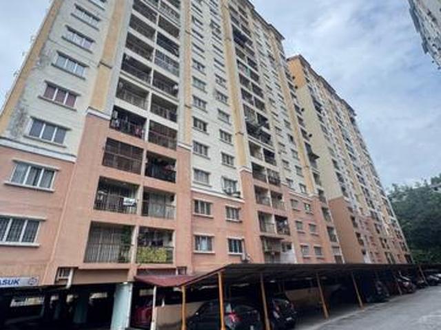 Apartment for sale in Majlis Perbandaran Selayang, Gombak
