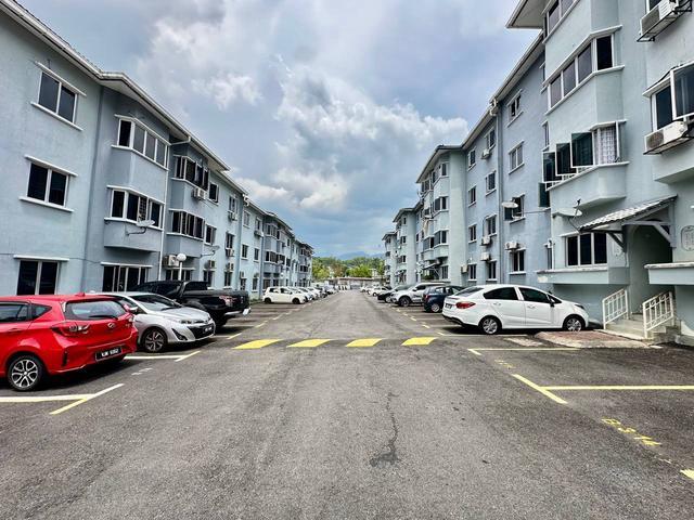 Apartment for sale in Country Heights Damansara, Kuala Lumpur