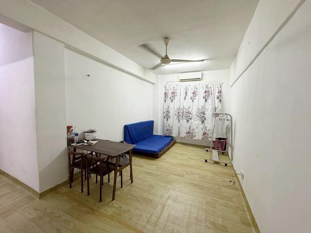 Apartment for sale in Tanjong Sepat, Selangor