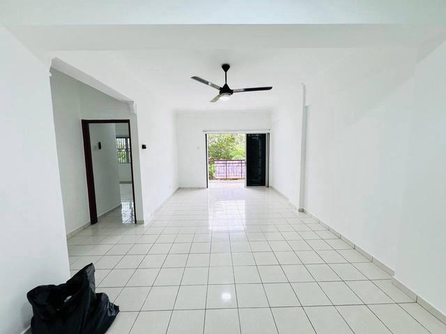 Apartment for sale in Kajang, Langat