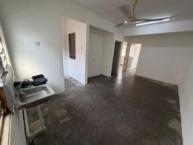 Flat for sale in Wellesley, Penang